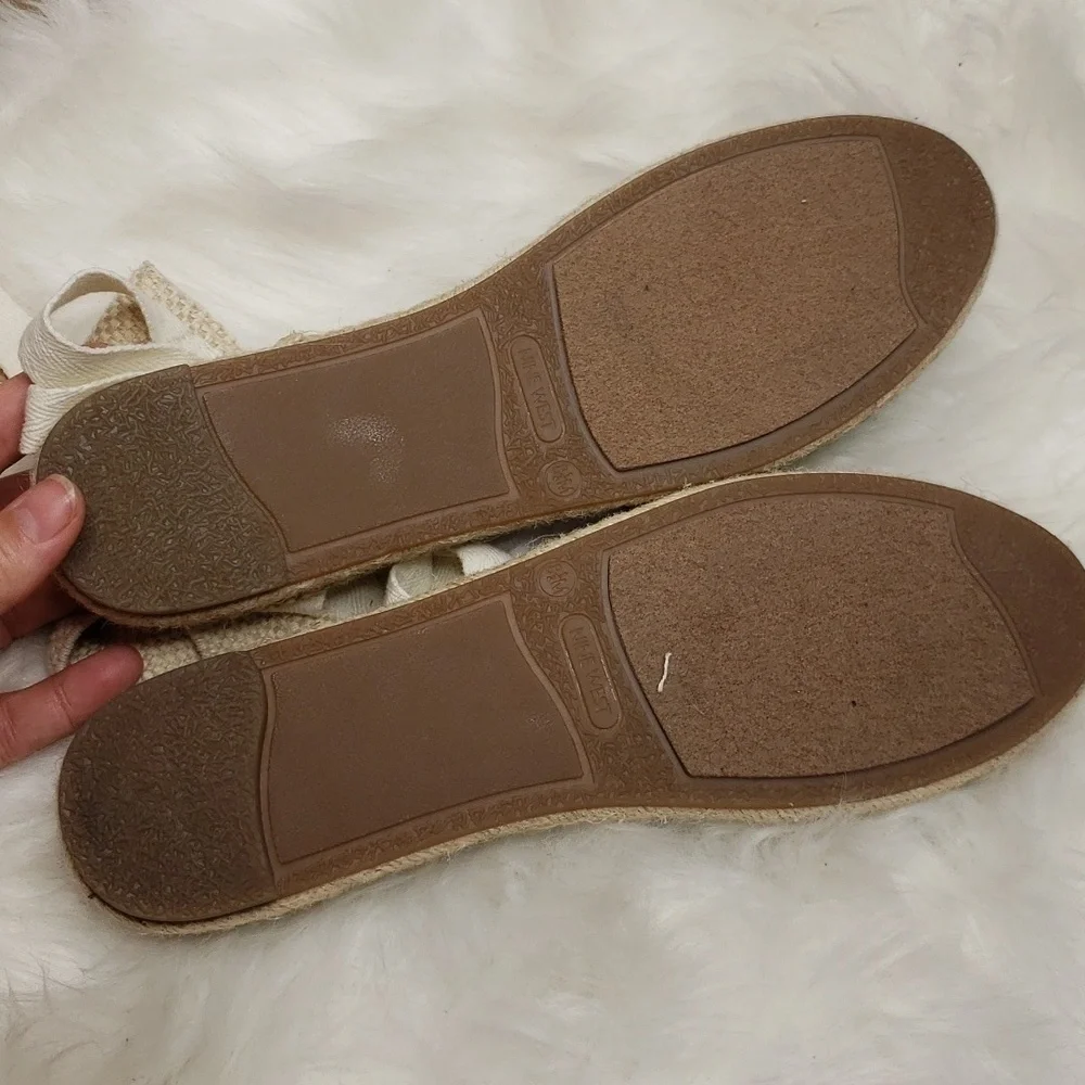Nine West official color
